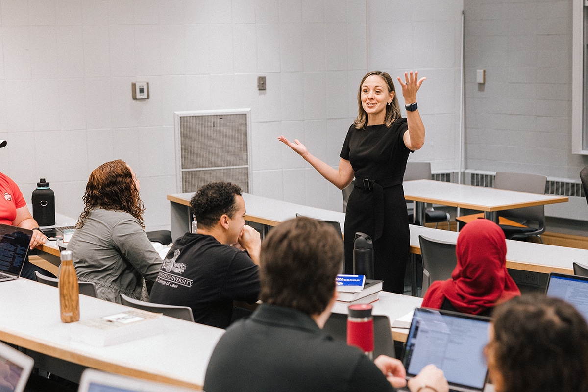 At Ohio State's Moritz College of Law, engaging classes are taught by seasoned legal practitioners.