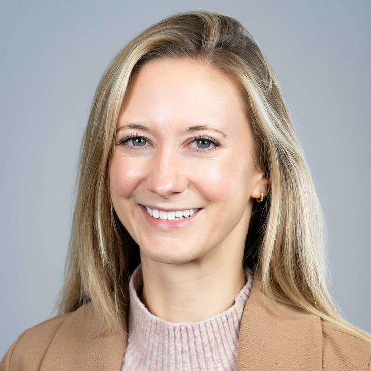 Headshot of Katie Roll