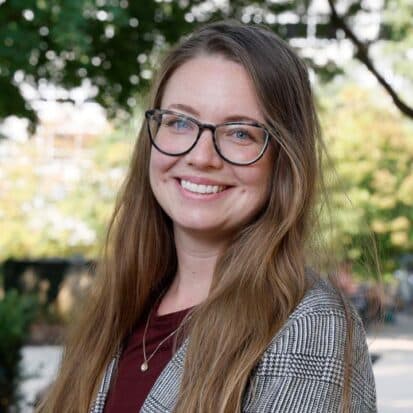 Head shot of Courtney Thiele
