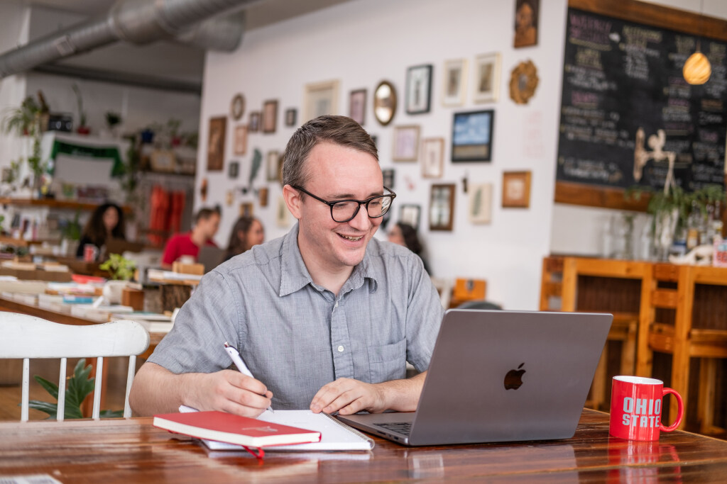An Ohio State Online student working away from home.